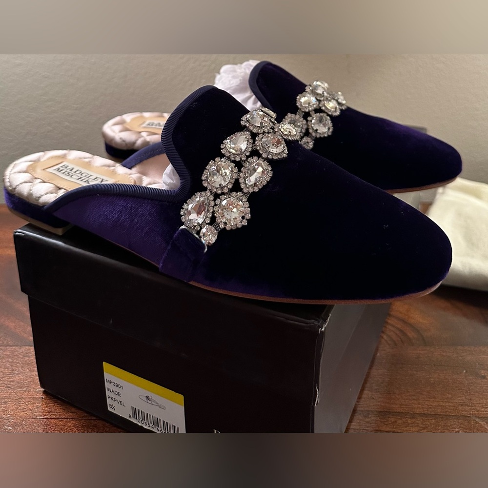 Badgley Mischka Purple Velvet Wade Mule with Rhinestone Embellish Size 8.5 NIB